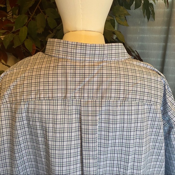 4 - Roundtree & Yorke travelSmart Sport Shirts - Picture 13 of 14